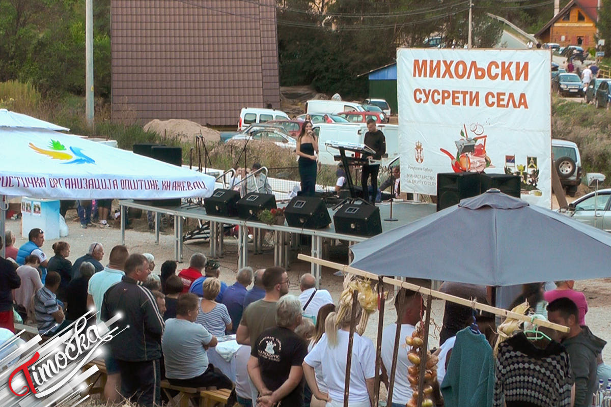 Манифестација „Михољски сусрети села” одржана у књажевачком селу Црни Врх
