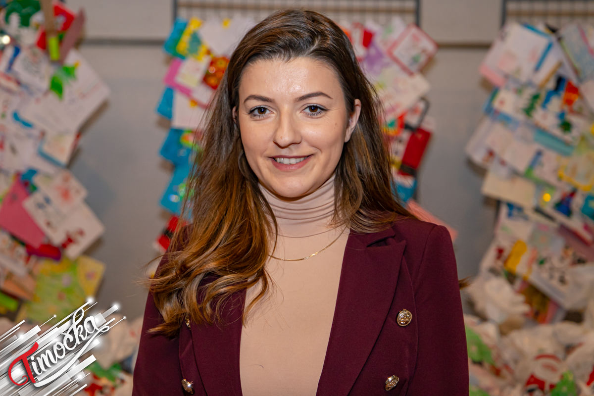 Књажевачким малишанима уручено преко 1.500 пакетића у акцији „Честитку достави, пакетић набави”