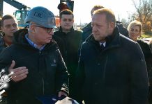 Министар Весић обишао радове на реконструкцији дела пута који повезује Бор и Зајечар (ФОТО + ВИДЕО) Министар Весић обишао радове на реконструкцији дела пута који повезује Бор и Зајечар