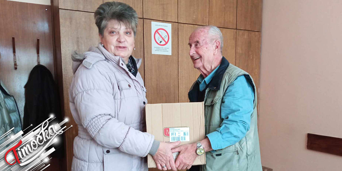 Udruzenje penzionera Knjazevac pocelo sa podelom humanitarne pomoci