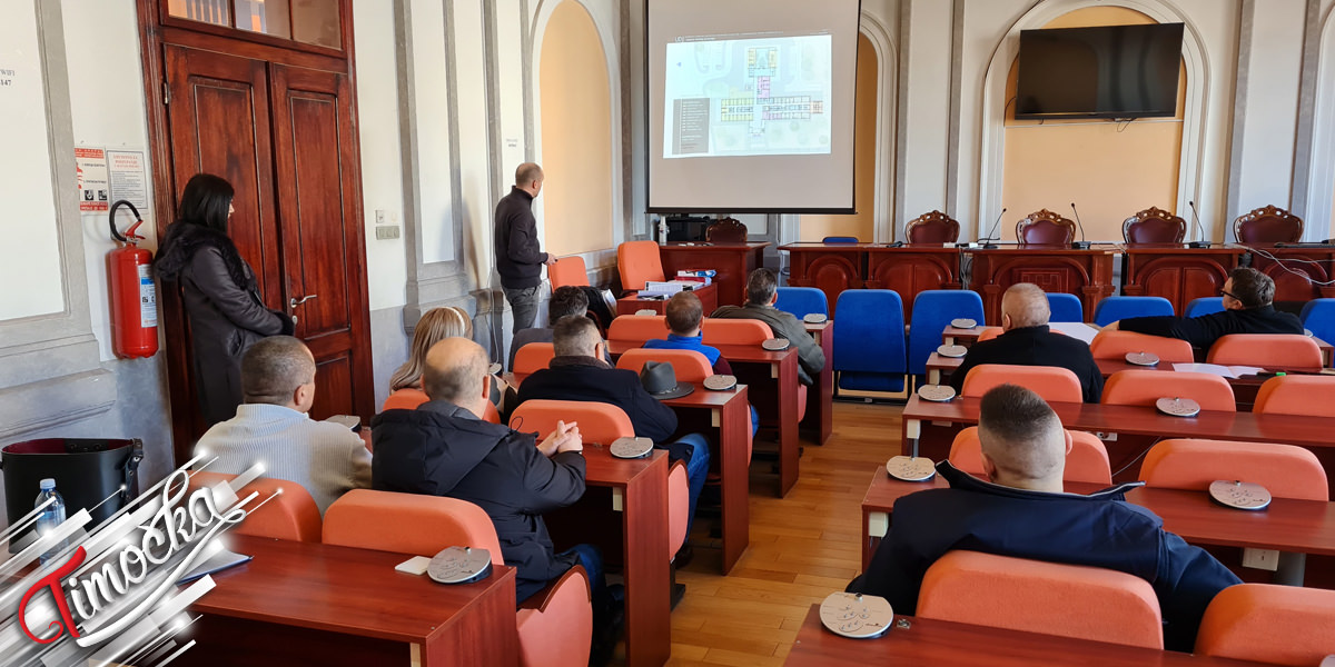 На презентацији у Градској управи Зајечар представљен нов објекат Гинеколошко-акушерског одељења и како ће изгледати реновиран Дом здравља На презентацији у Градској управи Зајечар представљен нов објекат Гинеколошко-акушерског одељења и како ће изгледати реновиран Дом здравља