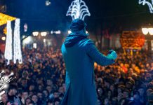 „Тропико бенд” и ватромет обележили долазак Нове 2024. године у Зајечару (ФОТО + ВИДЕО) „Тропико бенд” и ватромет обележили долазак Нове 2024. године у Зајечару