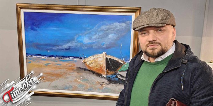 Zajecarski slikar Ninoslav Jovanovic predstavio svoju sliku pod nazivom Istocna obala na izlozbi u okviru 33 Veceri otvorenog srca u Knjazevcu