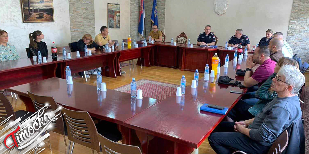 U Policijskoj upravi Zajecar odrzan sastanak povodom predstojecih maturskih proslava ucenika