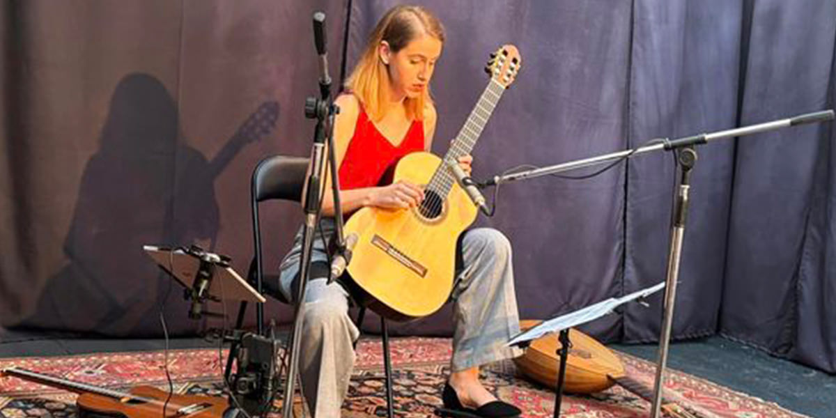 Mlada talentovana gitaristkinja Marija Rasic odusevila zajecarsku publiku