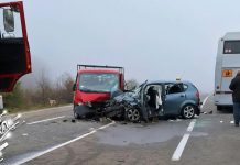 Тешка саобраћајна незгода на Честобродици, шесторо повређено