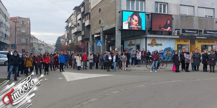 Gradjani Zajecara zastali i ovog petka na 15 minuta Cover