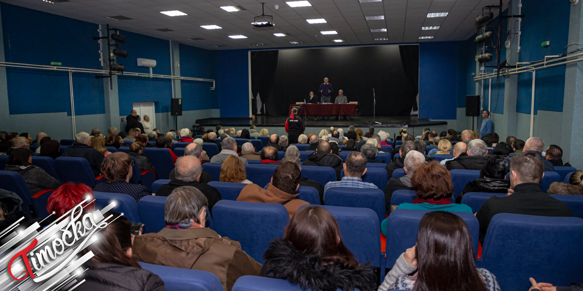 Веселин Шљиванчанин одржао трибину у Зајечару и представио књигу &bdquo;Ово је моја земља, овде ја командујем&rdquo;