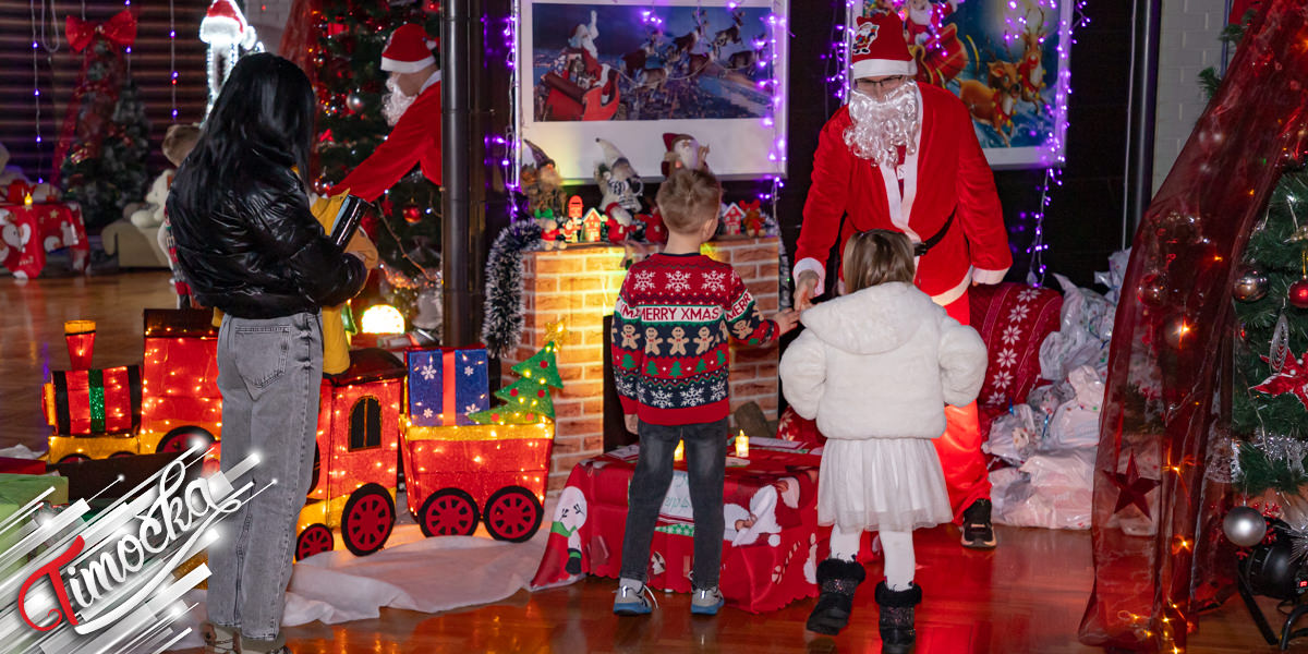 За књажевачке малишане око 1.500 новогодишњих пакетића у оквиру конкурса &bdquo;Честитку достави, пакетић набави&rdquo;