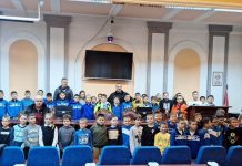 Подељени новогодишњи пакетићи деци која тренирају за ФК „Тимок 1919“