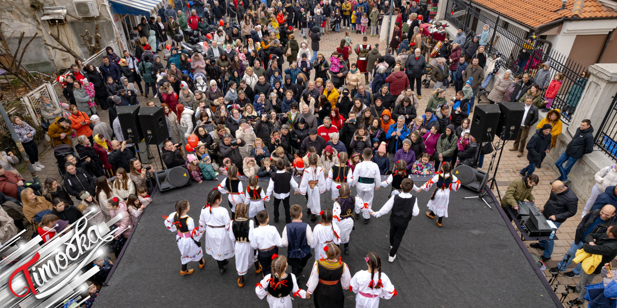 &bdquo;Улицa Божићне радости&rdquo; у Зајечару одржана по пети пут