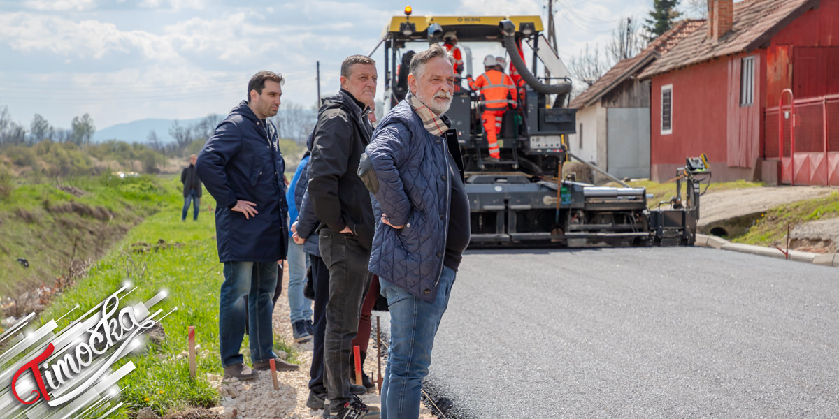 Настављено асфалтирање у Вражогрнцу – Градоначелник Зајечара обишао радове