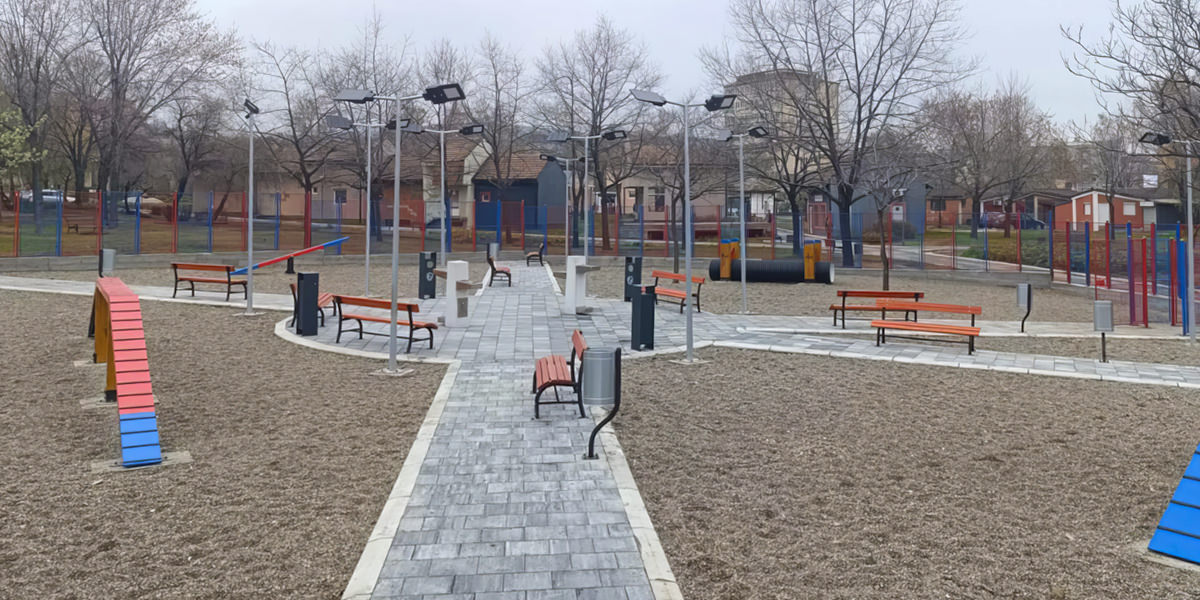 У Бору изграђен први парк за кућне љубимце