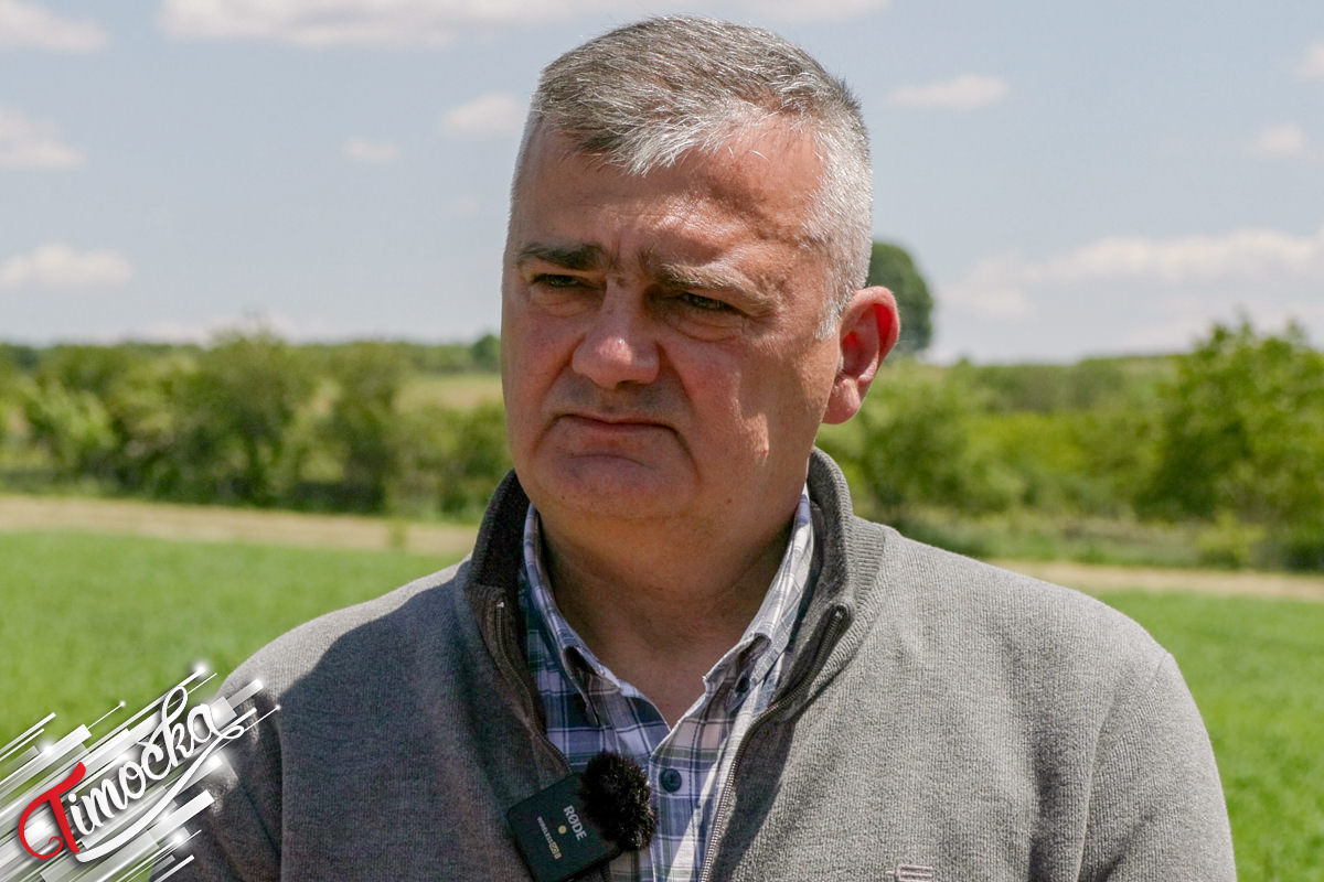 Улагања у села као темељ развоја пољопривреде: Гламочић и Виденовић обишли пољопривредна газдинства у Халову