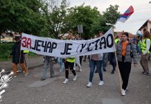 „Зајечарци у блокади” организовали протестну шетњу „Предизборно буђење” „Зајечарци у блокади” организовали протестну шетњу „Предизборно буђење”