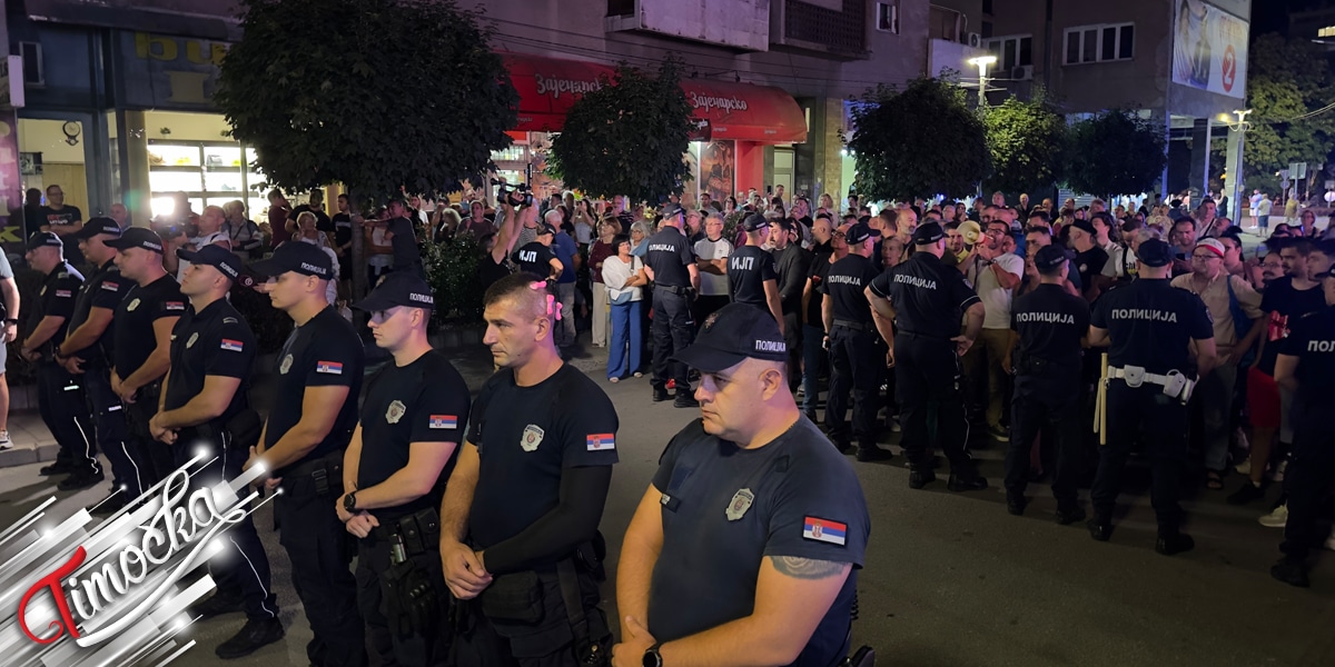 Настављени протести у Зајечару: Представници опозиције и грађани испред просторија СНС-а