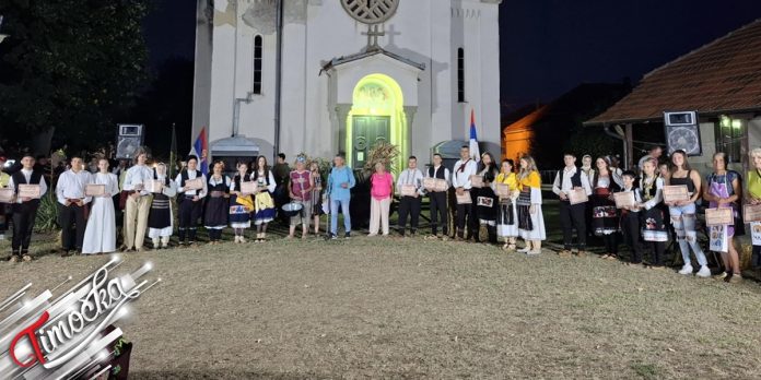 Одржана дводневна манифестација 41. Смотра народних обичаја „Вражогрначки точак” Одржана дводневна манифестација 41. Смотра народних обичаја „Вражогрначки точак”