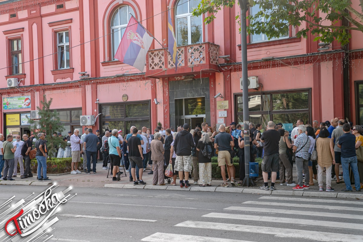 Друга седница локалног парламента у Зајечару прекинута на неодређено време
