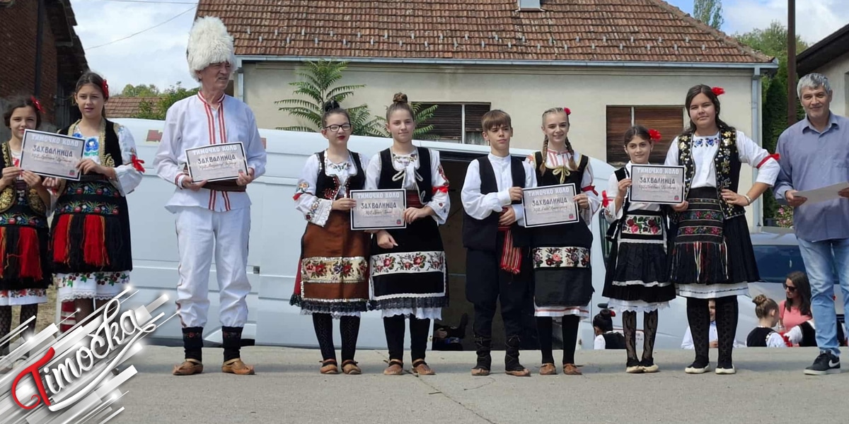 У Салашу одржана четврта по реду манифестација „Тимочко коло” У Салашу одржана четврта по реду манифестација „Тимочко коло”