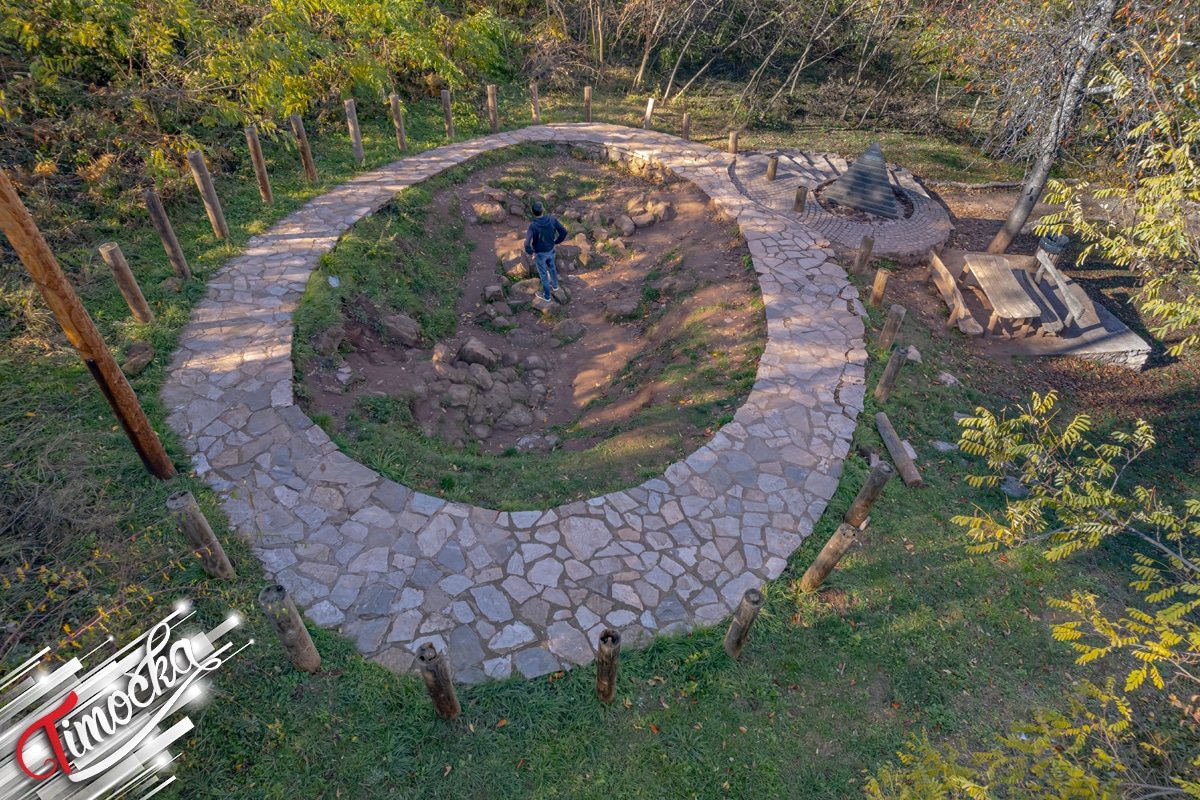 Од Розаријума до Светилишта – Шетња кроз историју и мистику Ртња