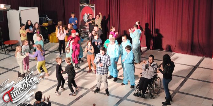 9. Међународни инклузивни фестивал „Арт зона за све – Караван” одржан у Руми 9. Међународни инклузивни фестивал „Арт зона за све – Караван” одржан у Руми