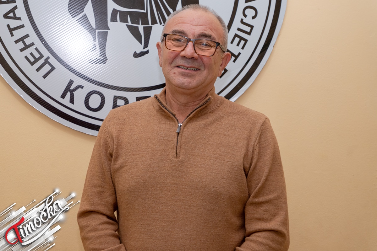 Перислав Дуцић – уметнички директор ЦНКН „Корени” Зајечар