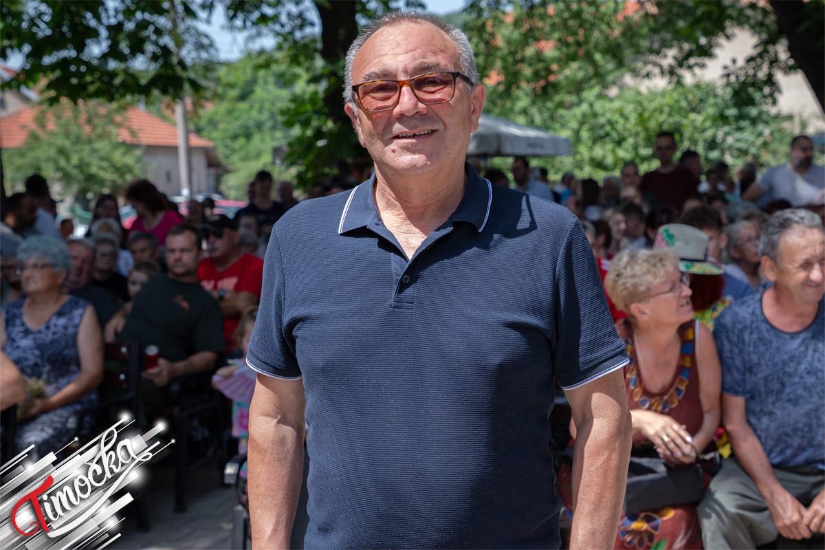 Перислав Дуцић – уметнички директор ЦНКН „Корени” Зајечар