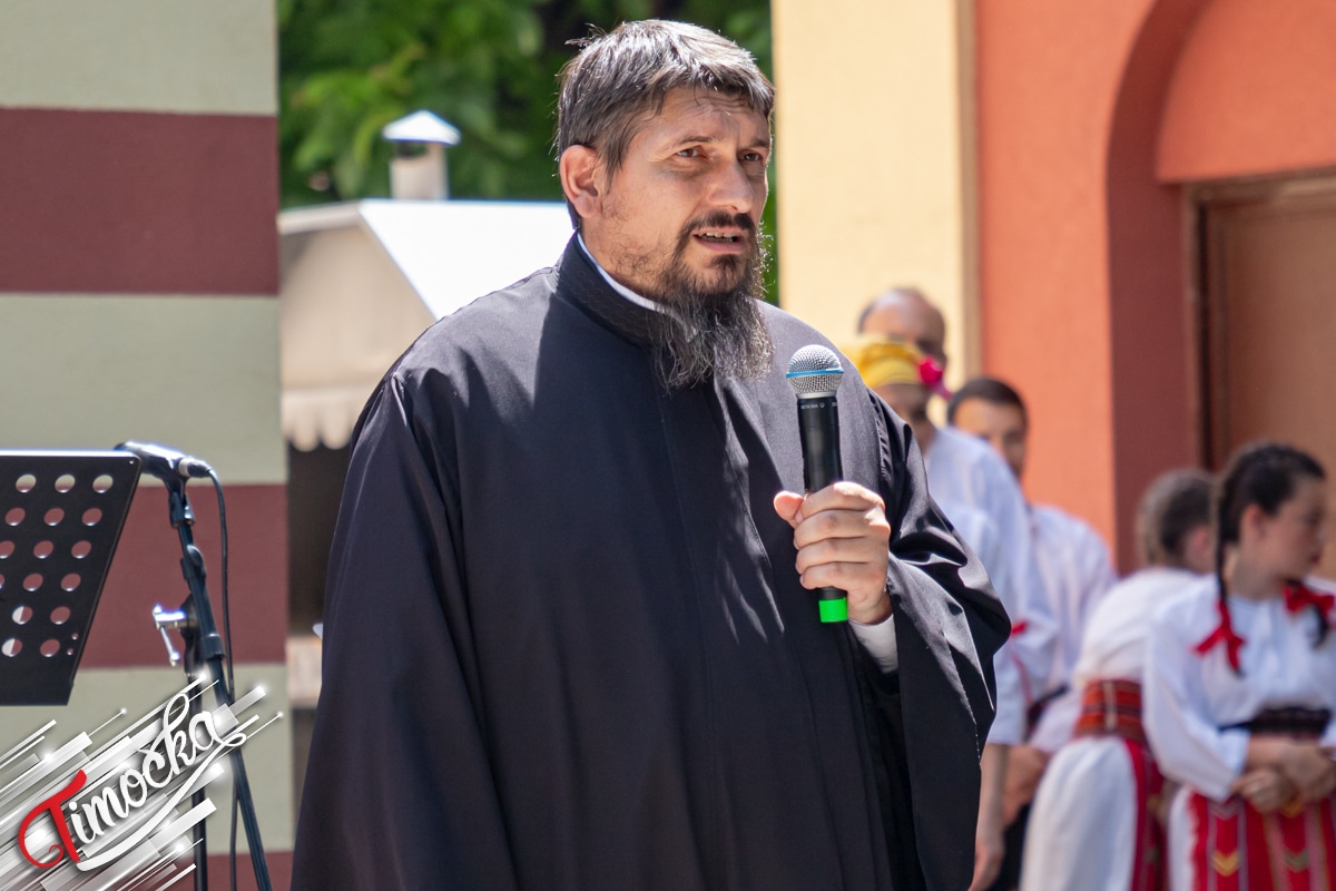 Златко Здравковић – свештеник у Грљану