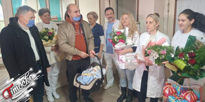 Дечак Данило Калиновић прва беба рођена у Зајечару у 2026. години