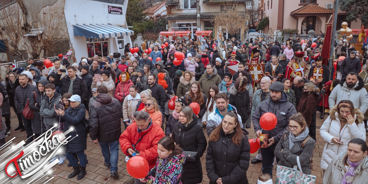 &bdquo;Улица Божићне радости&rdquo; на најрадоснији хришћански празник окупила велики број посетилаца у Зајечару