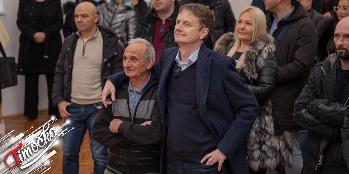 Министар Дарко Глишић посетио Рготину: Реновиран Дом културе поново у служби мештана