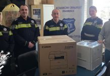 Уручена донација Одељењу саобраћајне полиције у Бору Уручена донација Одељењу саобраћајне полиције у Бору