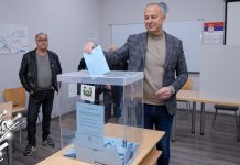 Носилац листе СНС-а у Књажевцу Милан Ђокић гласао на локалним изборима Носилац листе СНС-а у Књажевцу Милан Ђокић гласао на локалним изборима