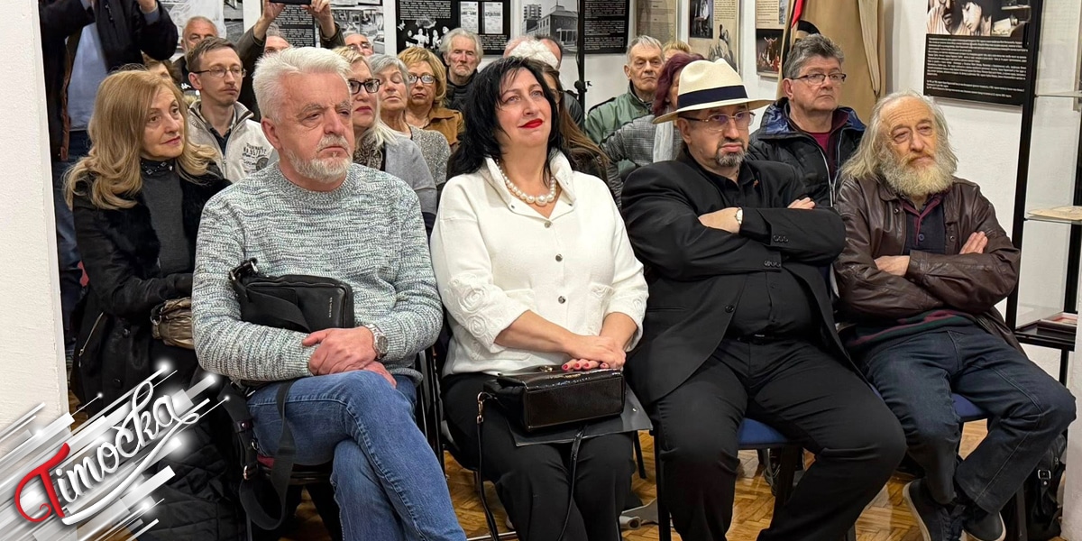 Портрет проф. др Зорана Пејковског представљен у Позоришном музеју у Зајечару