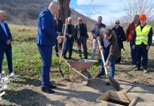 Постављен камен темељац за изградњу аква-парка на Бањици у Књажевцу Постављен камен темељац за изградњу аква-парка на Бањици у Књажевцу