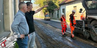 Почели летњи радови на путној инфраструктури у Зајечару, асфалтира се део улице Ђуре Салаја Почели летњи радови на путној инфраструктури у Зајечару, асфалтира се део улице Ђуре Салаја