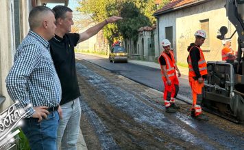 Почели летњи радови на путној инфраструктури у Зајечару, асфалтира се део улице Ђуре Салаја Почели летњи радови на путној инфраструктури у Зајечару, асфалтира се део улице Ђуре Салаја