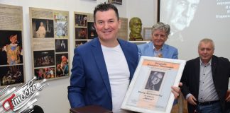 Уручена награда „Живојин Павловић” Енесу Халиловићу у Зајечару Уручена награда „Живојин Павловић” Енесу Халиловићу у Зајечару