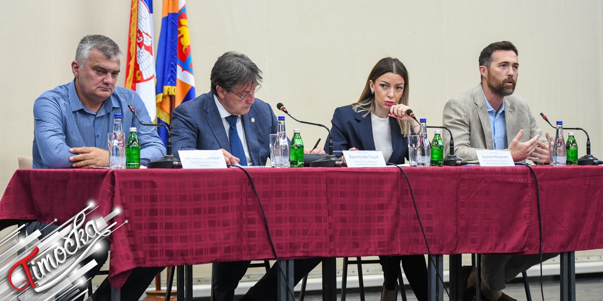 У Зајечару одржан „Инфо дан Војске Србије”: Представљено око 500 радних места У Зајечару одржан „Инфо дан Војске Србије”: Представљено око 500 радних места