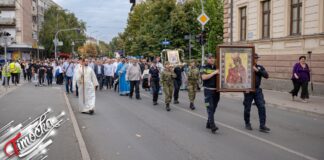 Мала Госпојина свечано обележена у Зајечару литургијом и литијом (ФОТО) Мала Госпојина свечано обележена у Зајечару литургијом и литијом