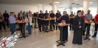 У Зајечару обележени Дан Сектора за ванредне ситуације и слава Неопалима купина уз доделу захвалница У Зајечару обележени Дан Сектора за ванредне ситуације и слава Неопалима купина уз доделу захвалница